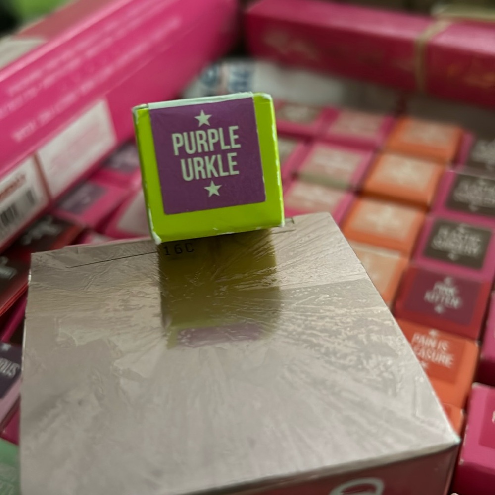 PURPLE URKLE Jeffree Star Velour Liquid Lipstick - Picture 4 of 4